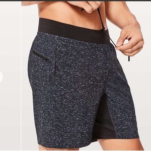 Lululemon T.H.E. Short Linerless 7" Mix Match Asphalt Grey Black size Small